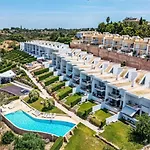 Villa Maria, 3bd & Pool & Garden & Bbq