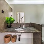 Maria, 3bd & Pool & Garden & Bbq