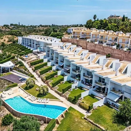 Villa Maria, 3bd & Pool & Garden & Bbq